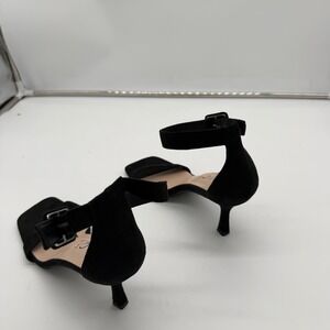 Rouge Helium Black Faux Suede Square Toe Ankle Strap Kitten Heel Sandals Size 10